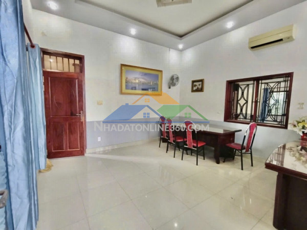 Bán nhà đường số 9, phường linh trung, thủ đức, tp hcm. dt 105m2, 4 tầng, 8pn. giá 9.5 tỷ, shr