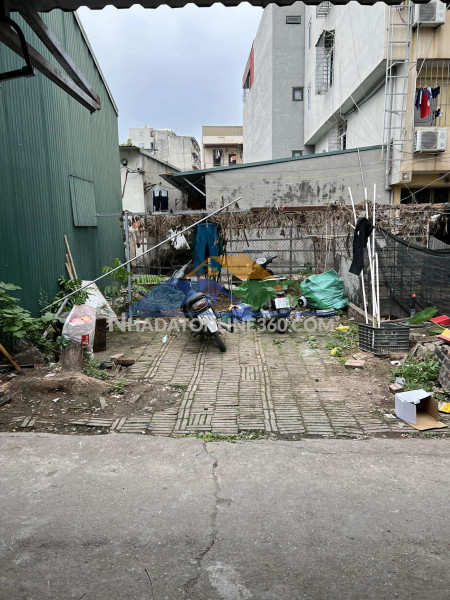 Chính chủ cần bán 40 m2 đất trâu quỳ - gia lâm, giá 4.92 tỷ, lh 0985865658