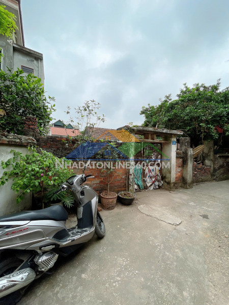 Bán 110m2 đất, thị trấn phúc thọ,hà nội,ô tô ,30m ra ql32