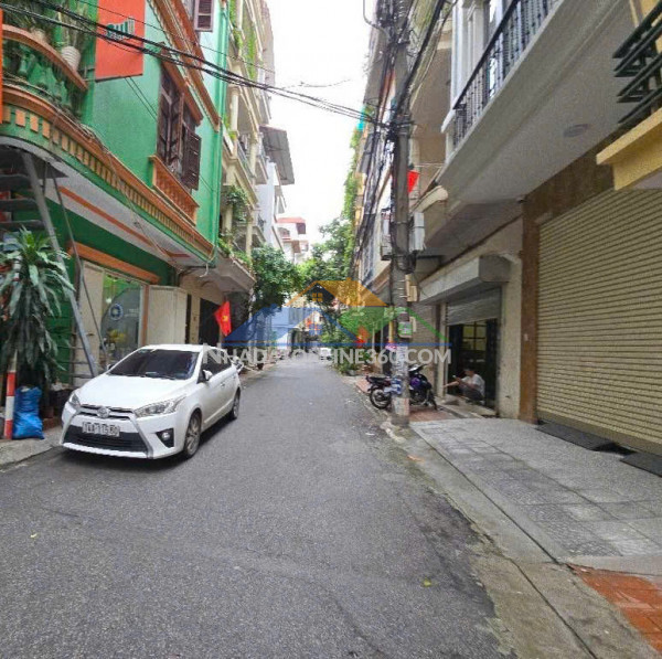 Cực hiếm phố hoàng cầu, ô tô, kinh doanh, 60m2, 26.8 tỷ.