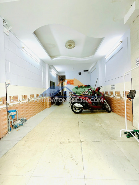 Bán nhà 9pn 2mặt tiền hẻm 154 âu dương lân p3q8