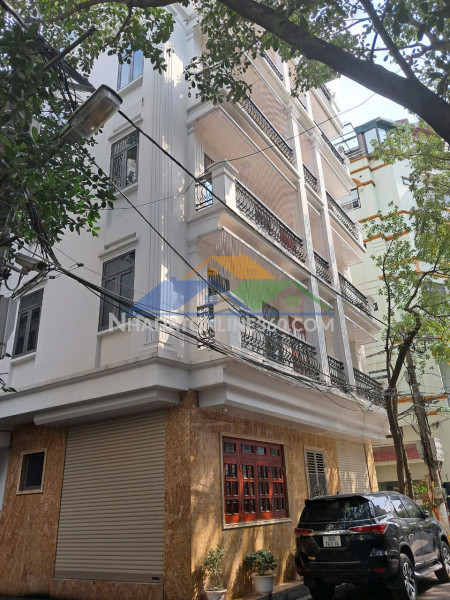 Siêu hiếm, bán nhà đào tấn, tòa apartment 9 tầng, ô tô vào, 98m2, dòng tiền 2 tỷ/năm