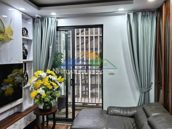 Bán căn hộ tòa a4 an bình tp giao luu phạm văn đồng 81m2- 3n2vs- giá 10,25 tỷ