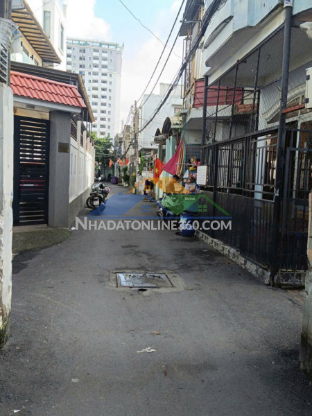 Nhà 75m2 sát mặt tiền phan văn hớn – hẻm 4m – giá sốc 3.7 tỷ