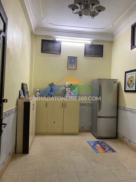 Cần cho thuê nhà ngõ chợ khâm thiên 22 m2*4 tầng-giá 7,5 triệu/th