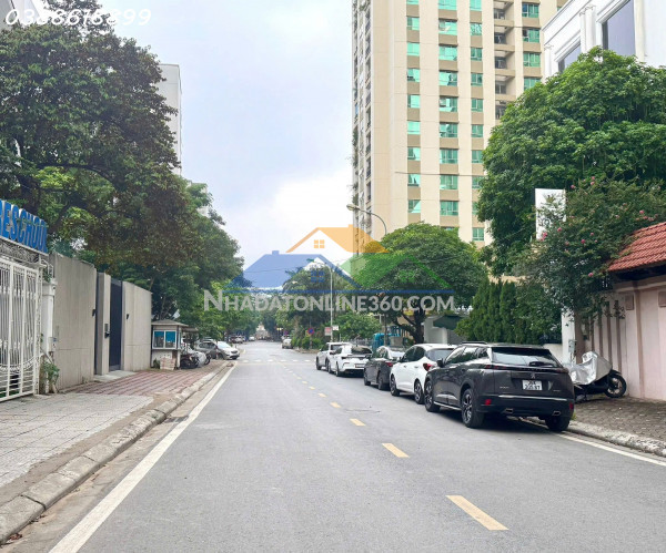 Bán biệt thự đơn lập siêu vip dịch vọng 307mx5t, mt 15m - kinh doanh tốt - gần công viên cầu giấy - nhà đẹp, thang máy, có hầm - hàng xóm toàn quan chức