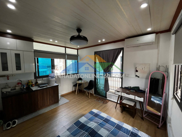 Cho thuê ccmn thoáng sáng ban công ngõ 116 nhân hòa, thanh xuân