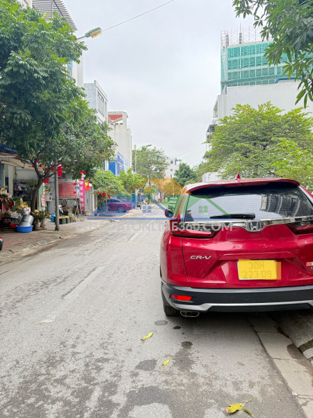 Bán đất mặt phố phúc lợi - kinh doanh đỉnh - 65m2 - nhỉnh 10 tỷ.[0372311369]