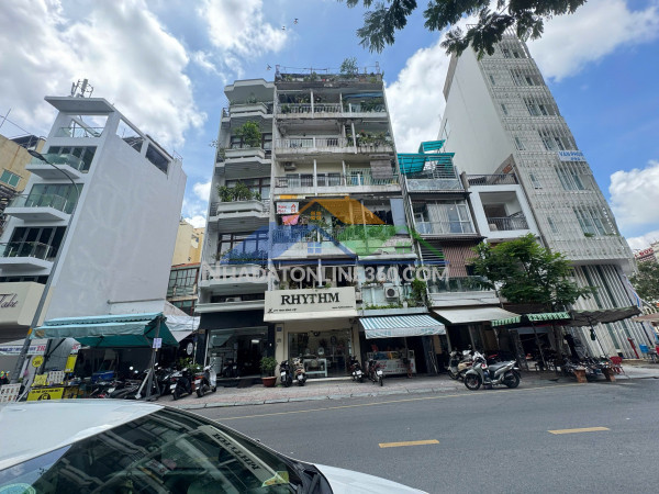 Chính chủ bán chdv siêu đẹp - góc 2 mặt tiền hxh thông đ. tôn thất tùng, quận 1 - dòng tiền đều * liên hệ giang giang: 093.86.76.685