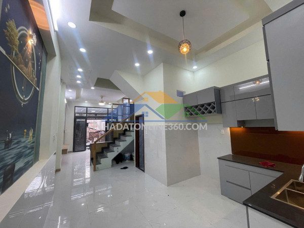 Nhà mới ở ngay-an cư lâu dài-4 tầng-hxh-khu an ninh-gần chợ-6,5 tỷ tl