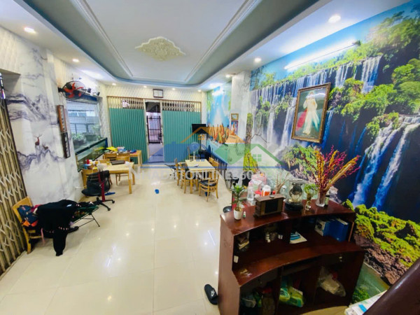 Ra gấp căn mặt tiền/ 3tầng trần thị điệu quận 9/ 100m2/ 9,8 tỷ còn thương lượng mạnh