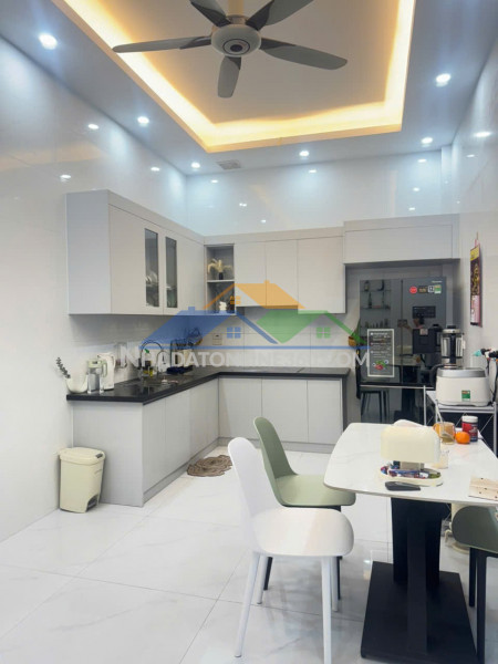 Cần bán gấp nhà mới xây tại  khu phía tây đường lý nhân tông ,ninh phong ,ninh bình