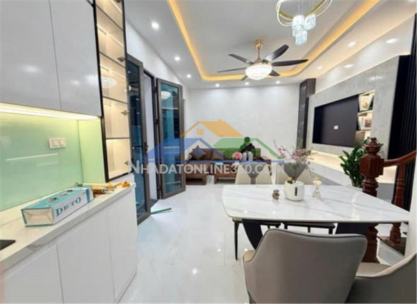 (cự lộc-thanh xuân) nhà dân xây 31m2, ngõ nông, gần phố, gần ô tô, full nội thất. giá chỉ 8.6 tỷ