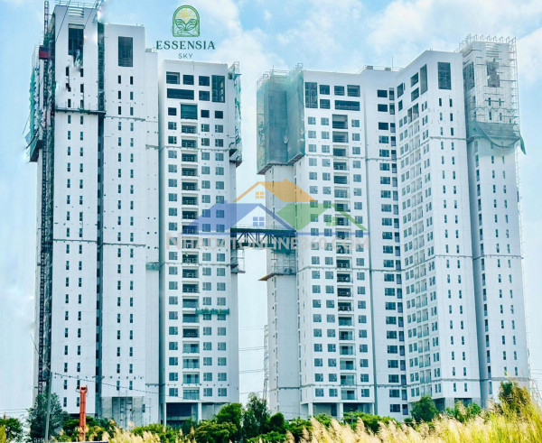 Bán căn 2pn giá tốt, view trực diện hồ bơi tại essensia sky với giá chỉ 5,6 tỷ
