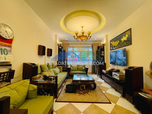 Bán nhà bồ đề- dân xây- oto - full nt-60m 5 tầng 50m ra hồ-view cầu trần hưng đạo nhỉnh 13 tỷ(tl)