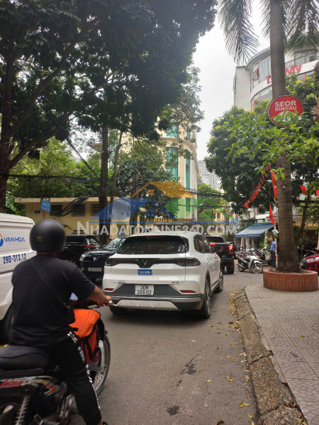 Bán nhà đỗ quang, dt62m 6t thang máy, vỉa hè, oto tránh, kinh doanh, vp, hơn 30 tỷ