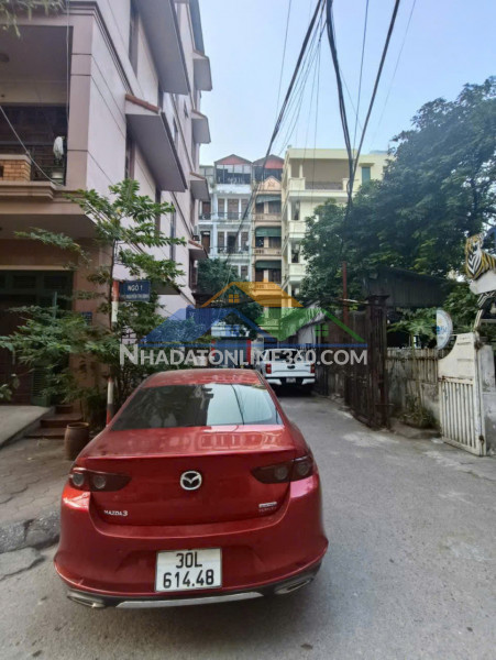 Khu phân lô cán bộ lê trọng tấn, ga ra ô tô, 60m giá 17.8 tỷ.