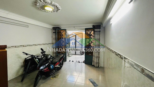 2 tầng – 5 bước ra mặt tiền nguyễn văn quá – chỉ 5.x tỷ