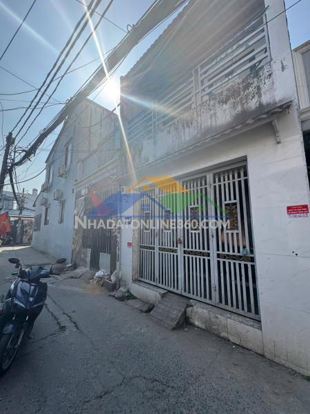 Bán nhà phường tân phú, quận 7,4x14 4 tỷ 2