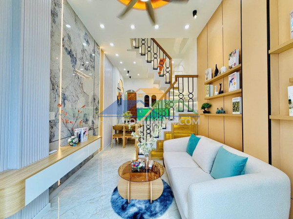 Nhà xinh - bay sớm - hẻm ô tô thông - 3 tầng, 3 pn, 3 wc - tặng full nội thất xịn - ngay dương quảng hàm, gò vấp, đh văn lang, emart phan văn trị - nhĩnh 5 tỷ