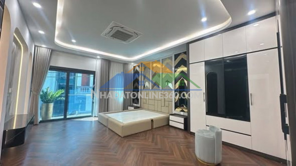 Bán nhà giang văn minh, ô tô, 50m2, nhà đẹp ở ngay, chỉ 18 tỷ