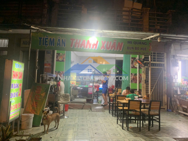 Sang nhượng quán bún bò - đầy đủ đồ dùng