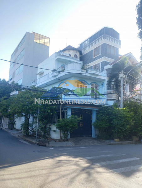 Quận 7. căn góc đường số kdc tân quy, 9 x 27m, chỉ 30 tỷ, ngay đoạn chợ, bán gấp