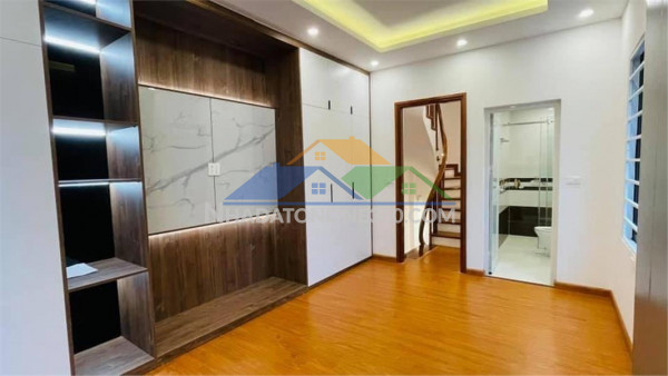 Hàng hiếm thạch bàn – ngõ thông – sát trục cổ linh – 5.92 tỷ