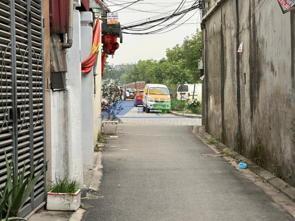 Bán đất hương mạc từ sơn dt 50m2 vài bước ra ô tô tránh sát bên khu phân lô vĩnh thị dân cư đông đúc tiện ích nhỉnh 1 tỷ