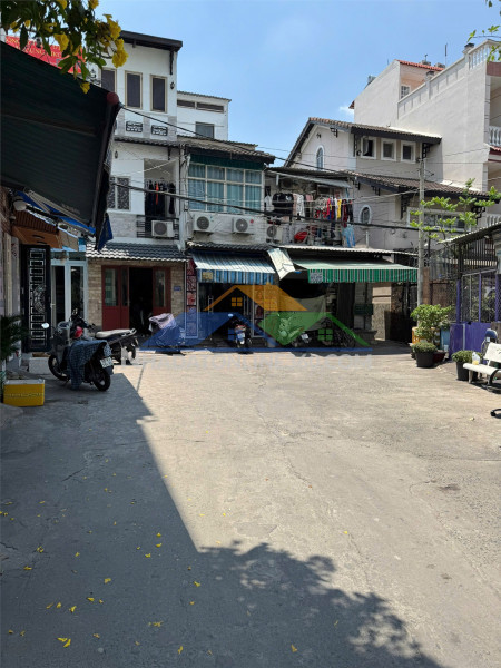 Hiếm! nhà ngang 4.55m – đối diện cityland – dòng tiền 18tr/tháng