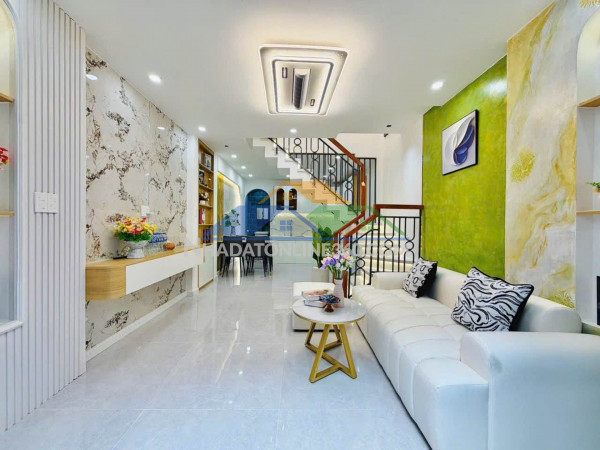 Ôtô nhỏ tới cửa  - trung tâm gò vấp - tặng full nội thất xịn - khu dân trí cao - chỉ 4.x tỷ