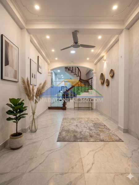 Bán nhà lạc long quân, tây hồ- 60m2 x 5 tầng - 7 chỗ đỗ cửa- lô góc - 2 phút ra hồ - ở sướng - giá chỉ: 15.9 tỷ