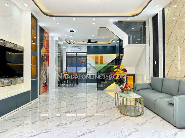 Nhà đẹp lên sóng, 4 tầng, xe hơi ngay nhà, 5x12m, chỉ hơn 8 tỷ