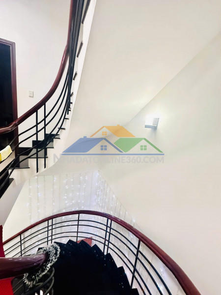 Bán nhà chính chủ - biệt thự - 110m2 - 5pn lớn - khu bàn cờ 10m - hiếm nhà bán - 4 tầng - giảm 1 tỷ - còn 20.5 tỷ - tl