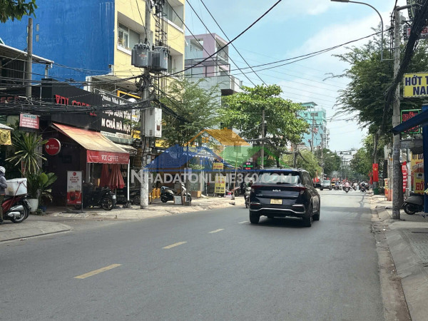 Chdv hơn 49 tỷ dts 1317m2 hẻm 220 nguyễn văn khối nở hậu 20m 6l...