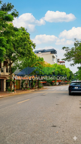 Đất tđc việt hưng 90m2 – mặt công viên- ở sướng– 20.x tỷ [0372311369]