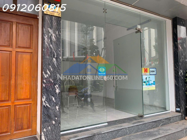 Nguyễn du nơi những tuyệt tác di sản hội họa ngự trị