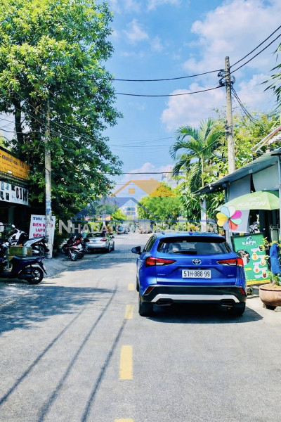 Nhà mt tây thạnh – ngay kcn – 100m² – khai thác dòng tiền ngay chỉ 10 tl