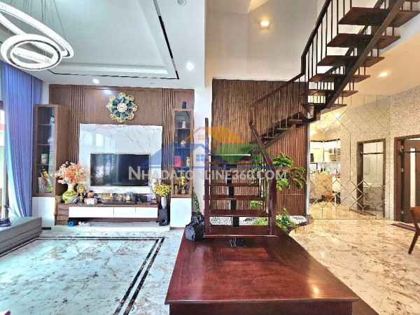 Bán nhà kim mã, 85m2, ô tô vào nhà, khu trung tâm, nhà đẹp ở ngay, chỉ 25 tỷ