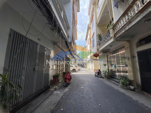 Cho thuê nguyên căn khương trung, ô tô đỗ cửa, đủ đồ cơ...