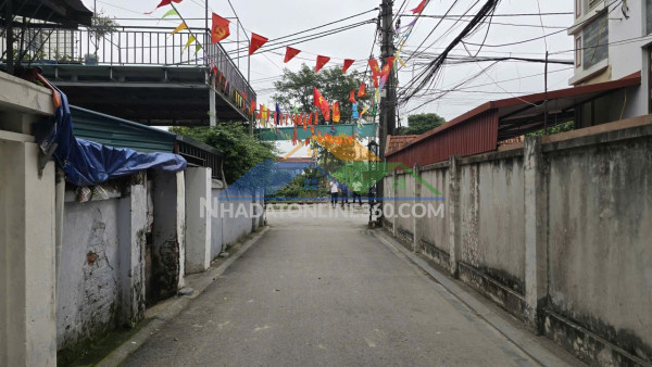 Nhà riêng tọa lạc tại tổ 24, xã phúc thịnh, hà nội, trước đây thị trấn đông anh, hà nội