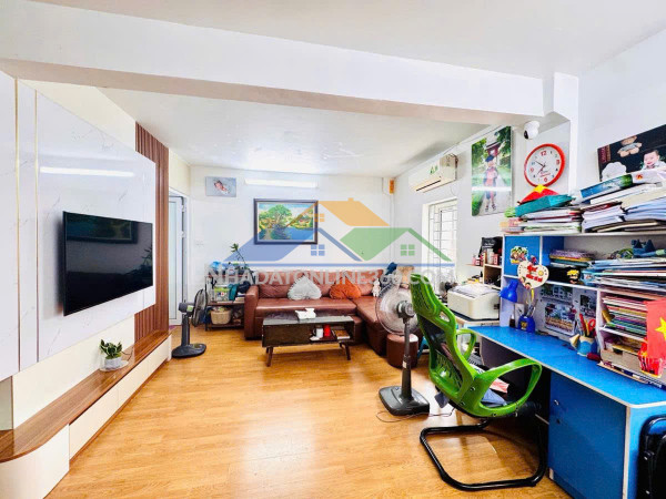 Bán nhà tập thể 70m 2 ngủ lô góc - siêu thoáng đẹp 4,5ty