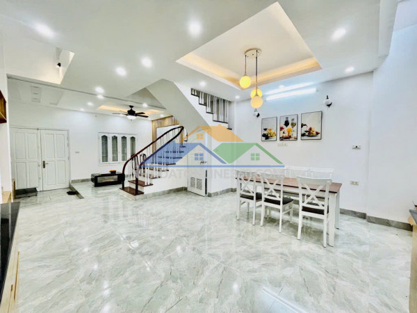 Bán nhà 4 tầng tại ngách 288/11 tương mai – hoàng mai hơn 10 tỷ