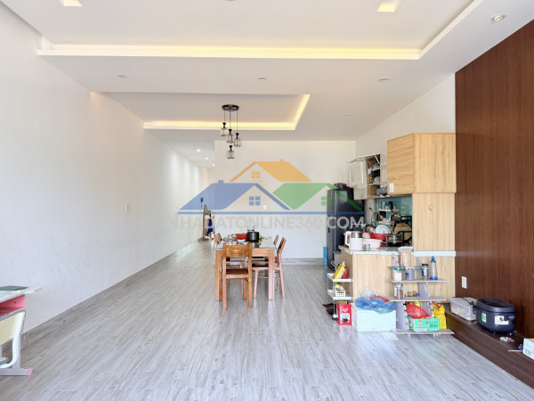 Bán nhà trần đại nghĩa 124m2 3 tầng mặt tiền kinh doanh giá 13.5 tỷ