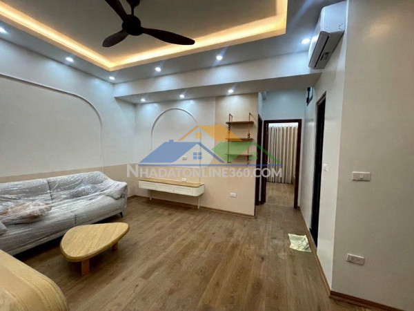 Bán căn hộ trần quý kiên cầu giấy 62m 2 ngủ 2 wc giá 5,95 tỷ