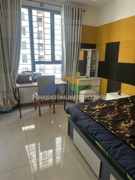 Cho thuê phòng trong căn hộ 4n1k tại chung cư đức khải (era town),...