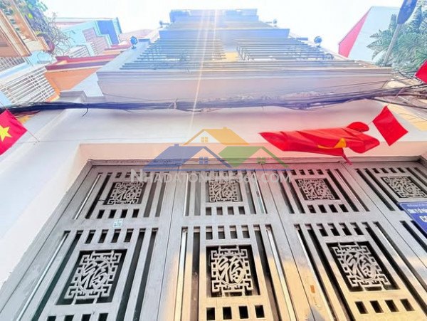 Hoa bằng – nhà 4tầng – 42m² – mt 4.4m – 13.3 tỷ  cầu giấy