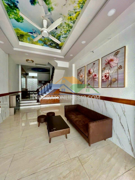 Oto ngủ trong nhà - ngay mercedes quang trung - 60m2 - 4 tầng - sổ vuông a4 - sẵn nội thất - nhĩnh 7 tỷ (thương lượng)