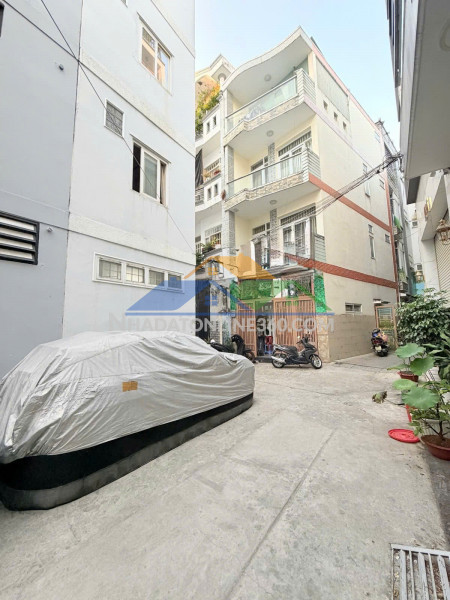 Hẻm 5m - pxl phú nhuận - 4 tầng đúc thật - nhà đẹp - chính chủ - định cư gấp bán 9.9 tỷ - 3pn lớn - tl