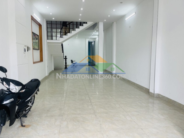 Mặt tiền lê văn hiến 155,2m2 nhà 2 tầng kinh doanh tốt giá 13,5 tỷ